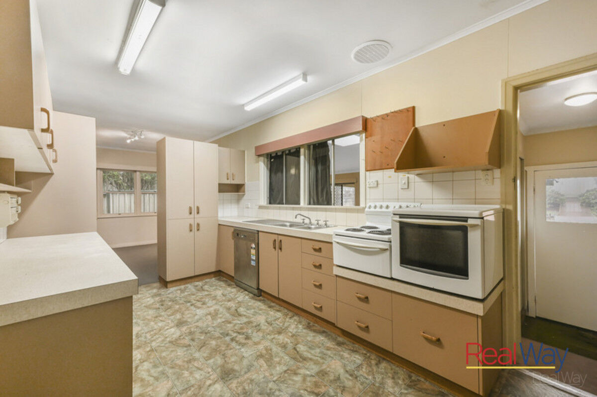 17 Ipswich Street, East Toowoomba QLD 4350, East Toowoomba - Thumbnail 5