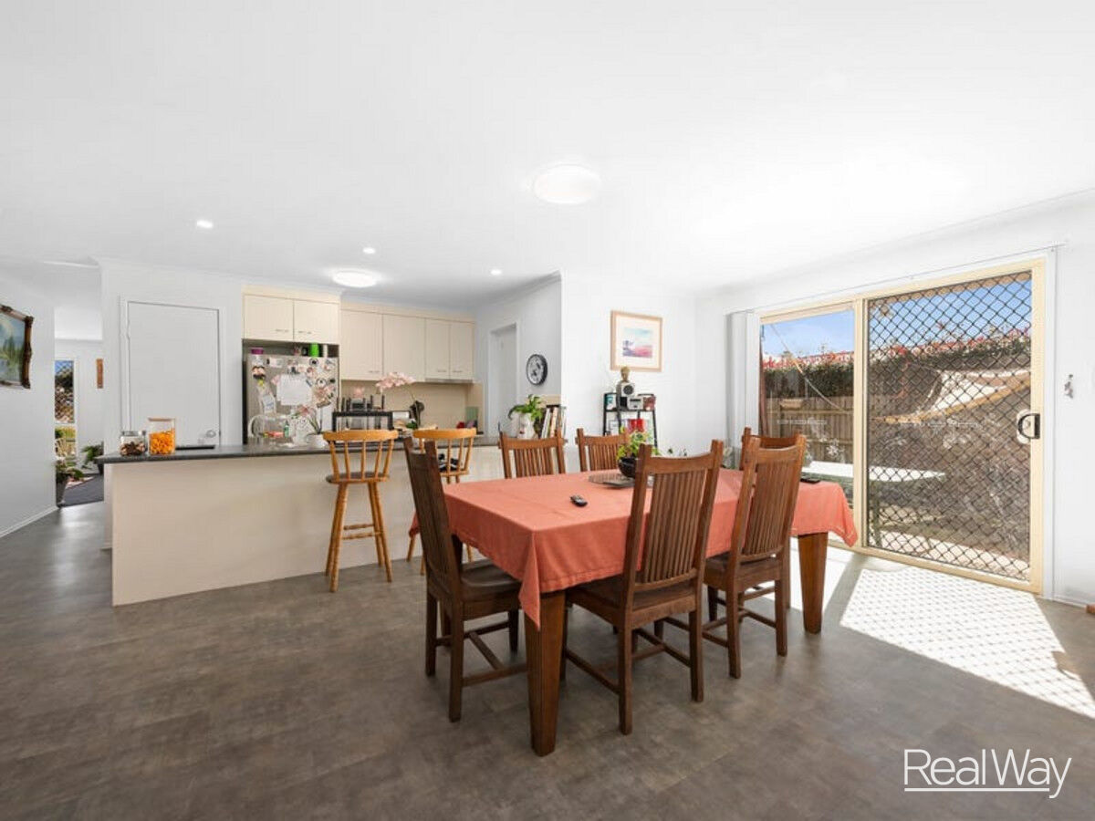 20 Willowburn Drive, ROCKVILLE QLD 4350, Rockville - Thumbnail 5