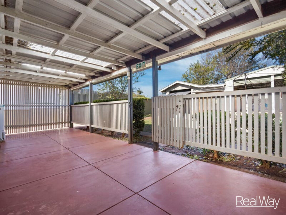 48 Dunne Street, HARRISTOWN QLD 4350, Harristown - Thumbnail 6