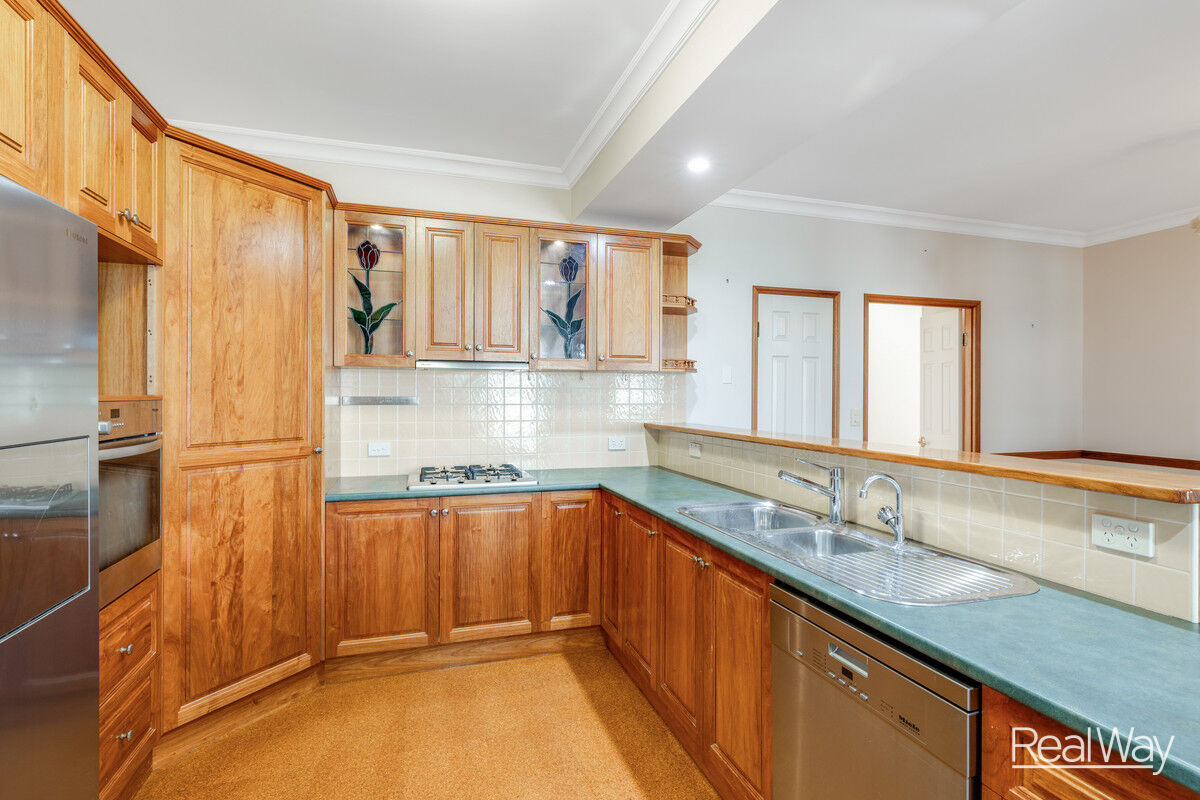 23 Prime Minister Drive, Middle Ridge QLD 4350, Middle Ridge - Thumbnail 8