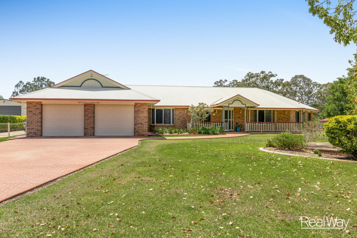 6 Cotswold Close, Cotswold Hills QLD 4350, Cotswold Hills - Thumbnail 2