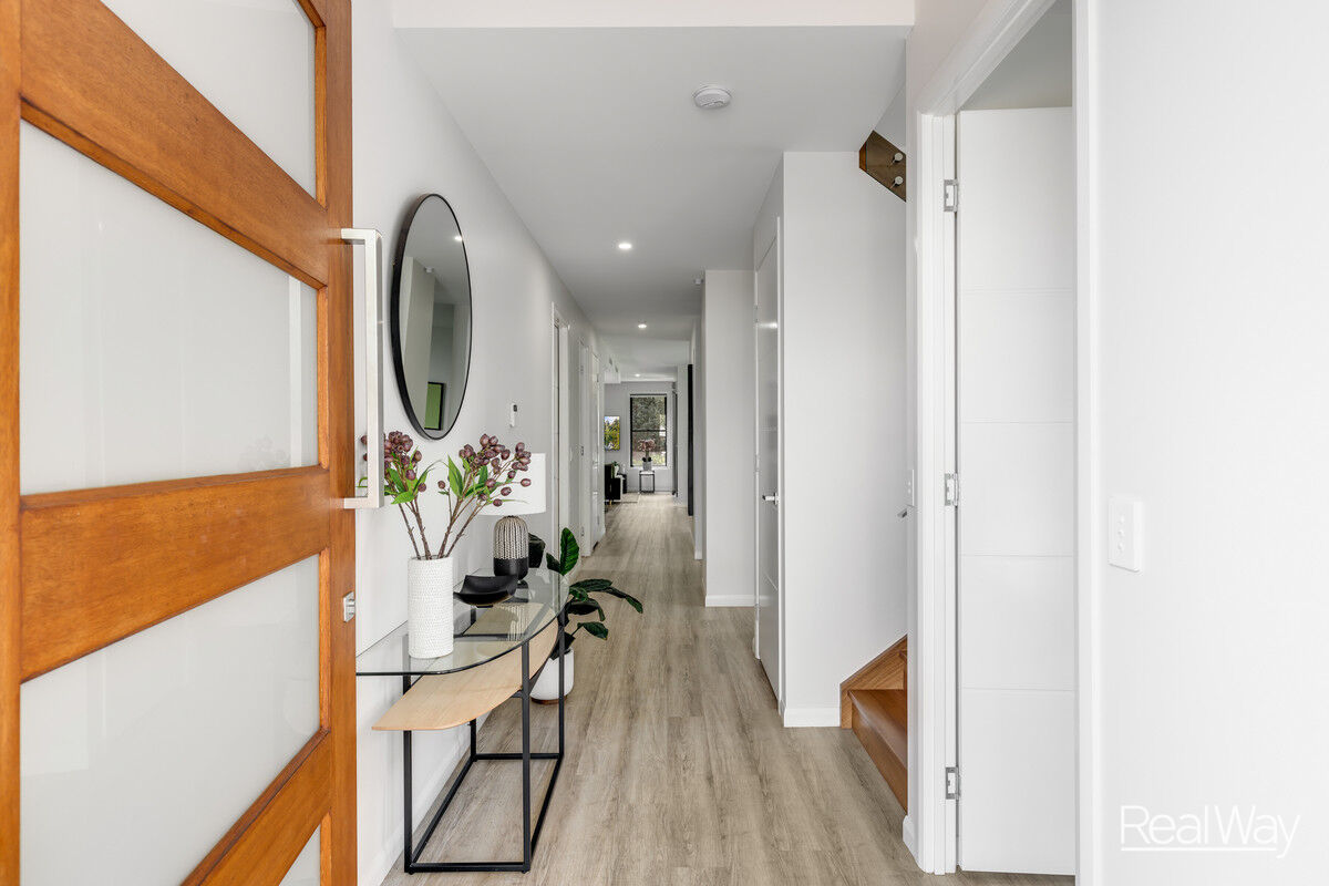 2 Crooke Street, Highfields QLD 4352, Highfields - Thumbnail 2