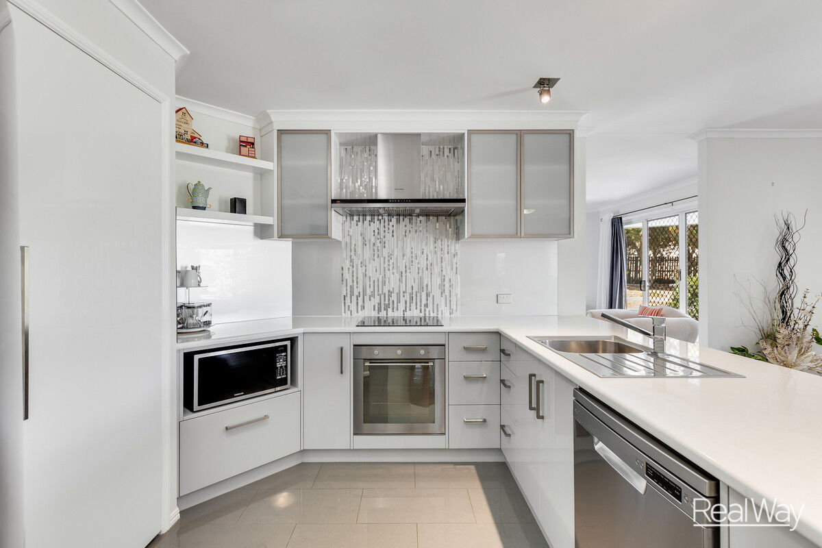 18 Westfield Drive, Westbrook QLD 4350, Westbrook - Thumbnail 3