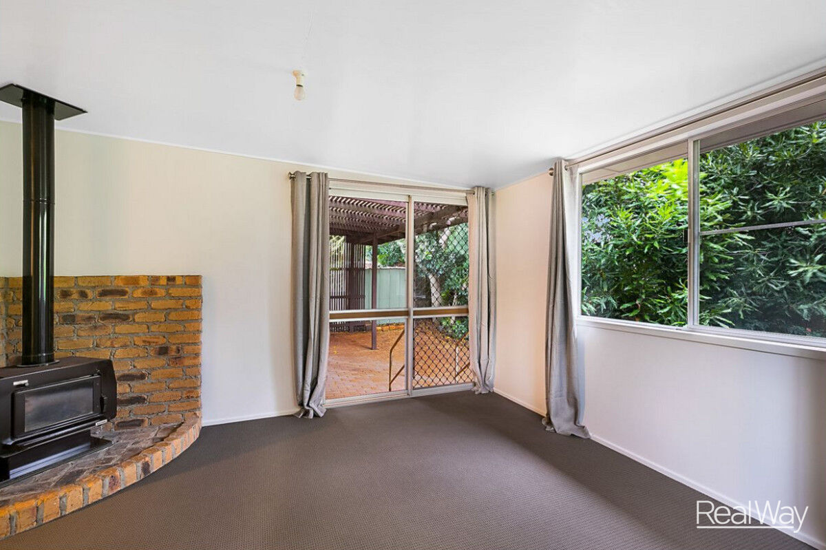 5 Veronica Court, Centenary Heights QLD 4350, Centenary Heights - Thumbnail 6