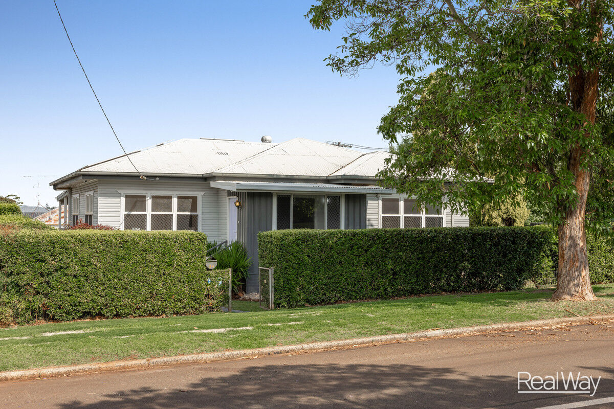 34 Leichhardt Street, Centenary Heights QLD 4350, Centenary Heights - Thumbnail 2