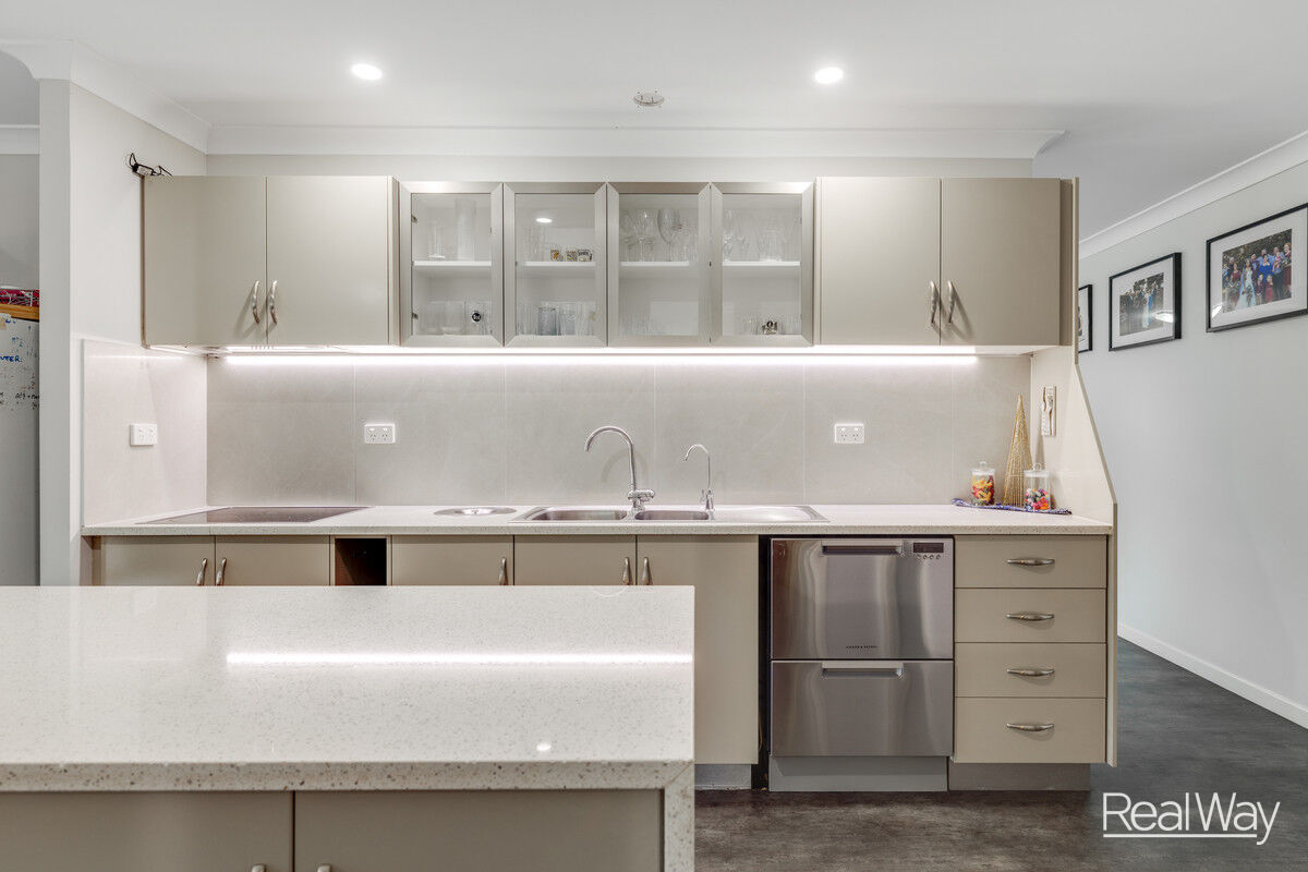 2 Schmidt Court, Top Camp QLD 4350, Top Camp - Thumbnail 7