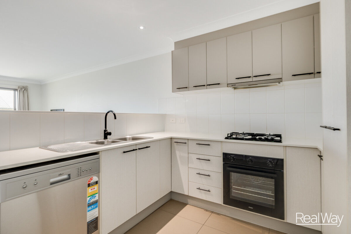 1 / 10 Costello Street, Harlaxton QLD 4350, Harlaxton - Thumbnail 5