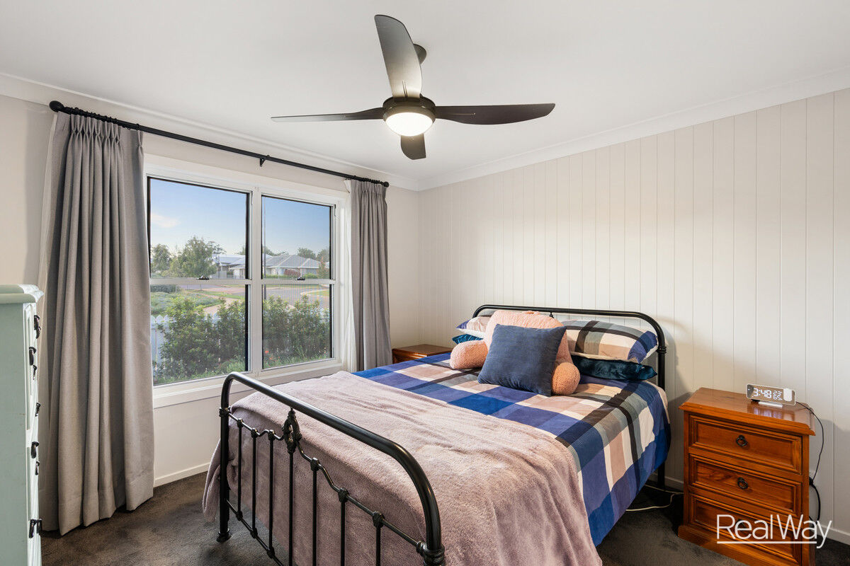 11 Crooke Street, Highfields QLD 4352, Highfields - Thumbnail 4