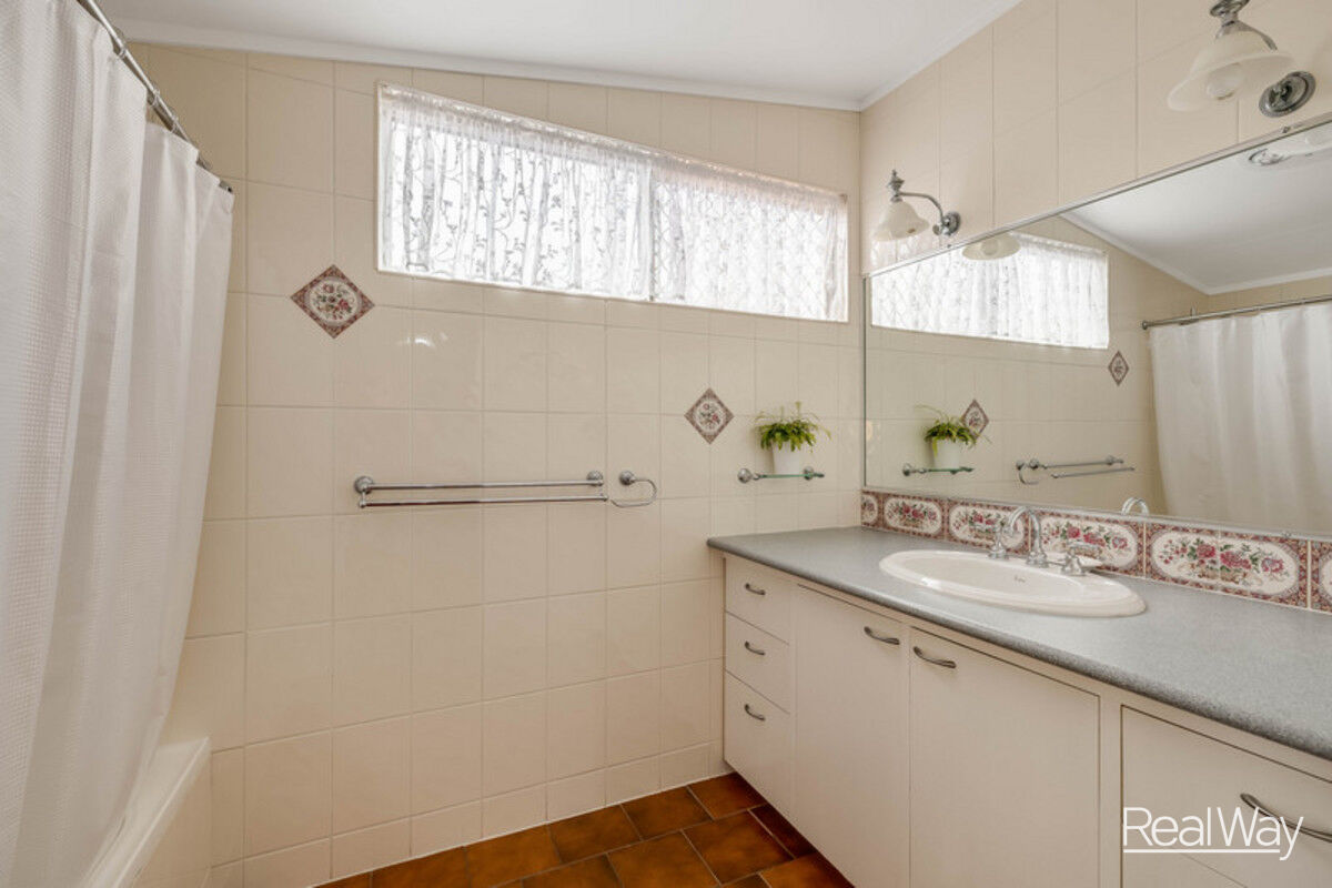 19 Cox Street, Wilsonton QLD 4350, Wilsonton - Thumbnail 7