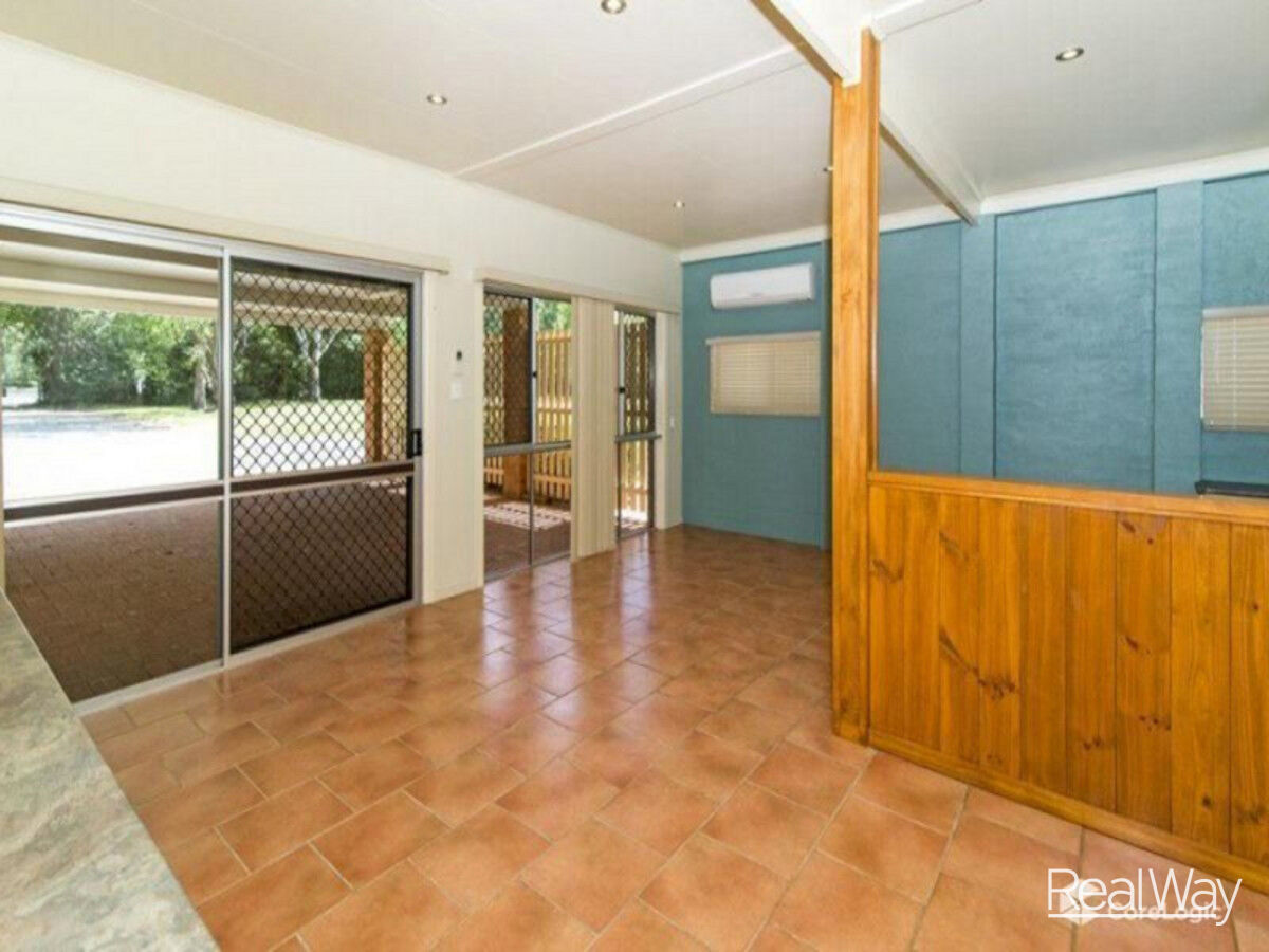 10621 New England Highway, HIGHFIELDS QLD 4352, Highfields - Thumbnail 7