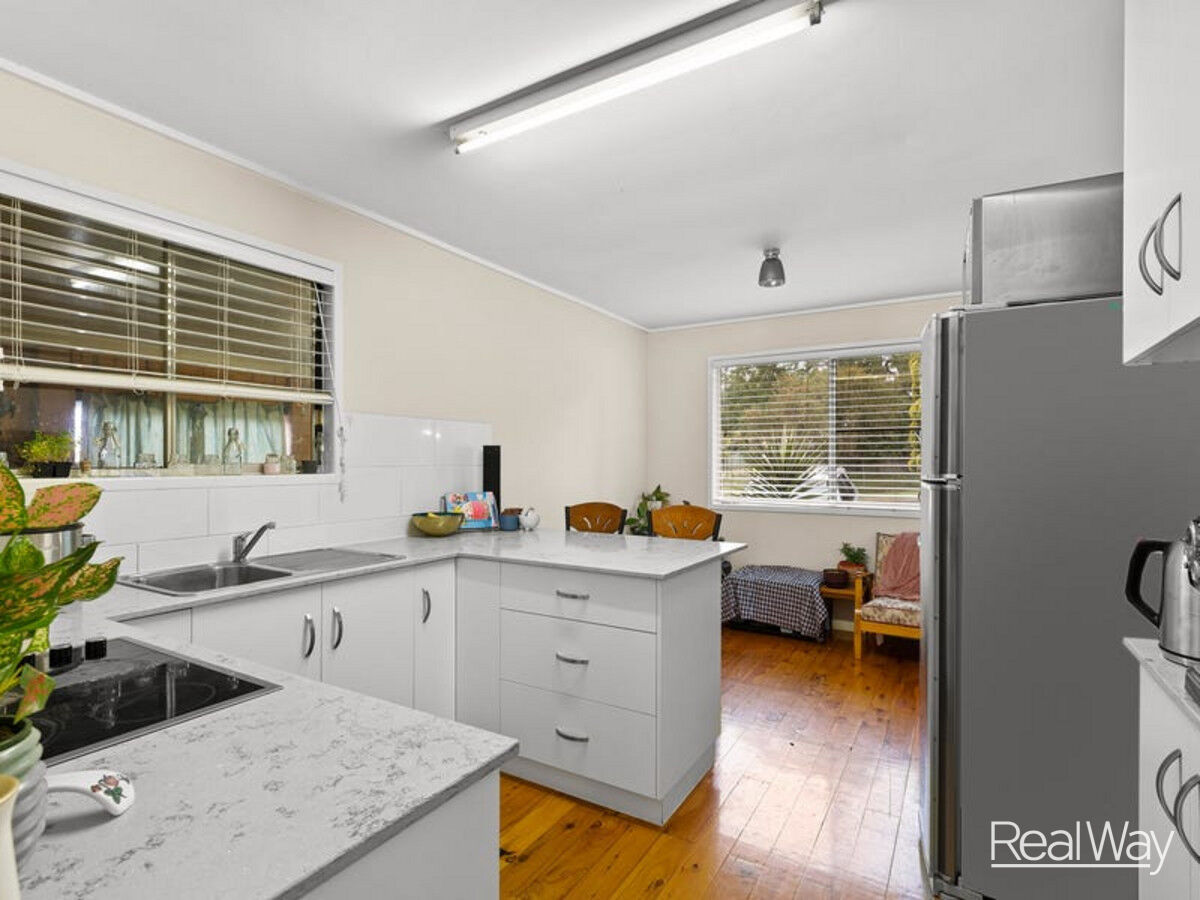 58 Pascoe Lane, HARLAXTON QLD 4350, Harlaxton - Thumbnail 2