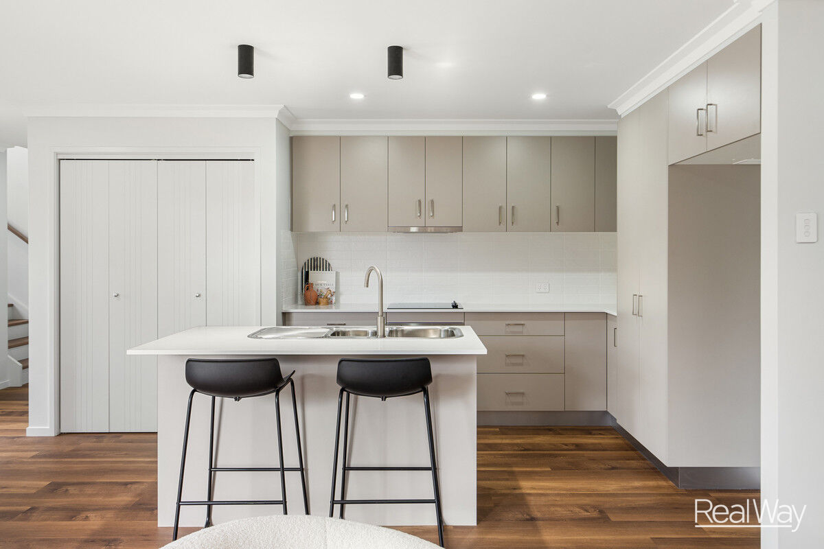 1 / 221 Mackenzie Street, Centenary Heights QLD 4350, Centenary Heights - Thumbnail 6