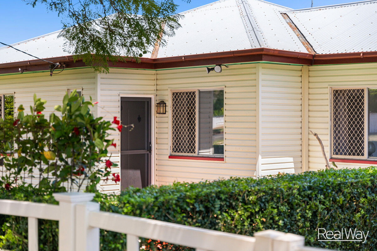 67 Llewellyn Street, Centenary Heights QLD 4350, Centenary Heights - Thumbnail 2