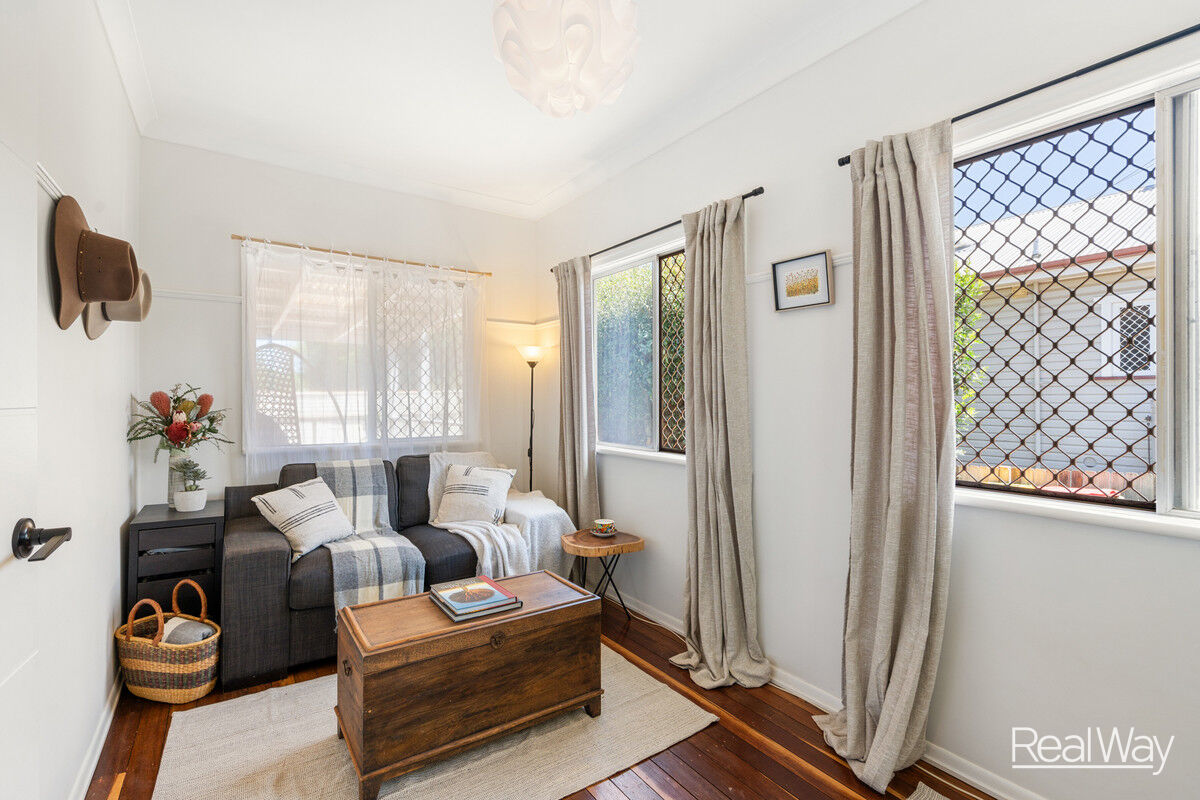67 Llewellyn Street, Centenary Heights QLD 4350, Centenary Heights - Thumbnail 4