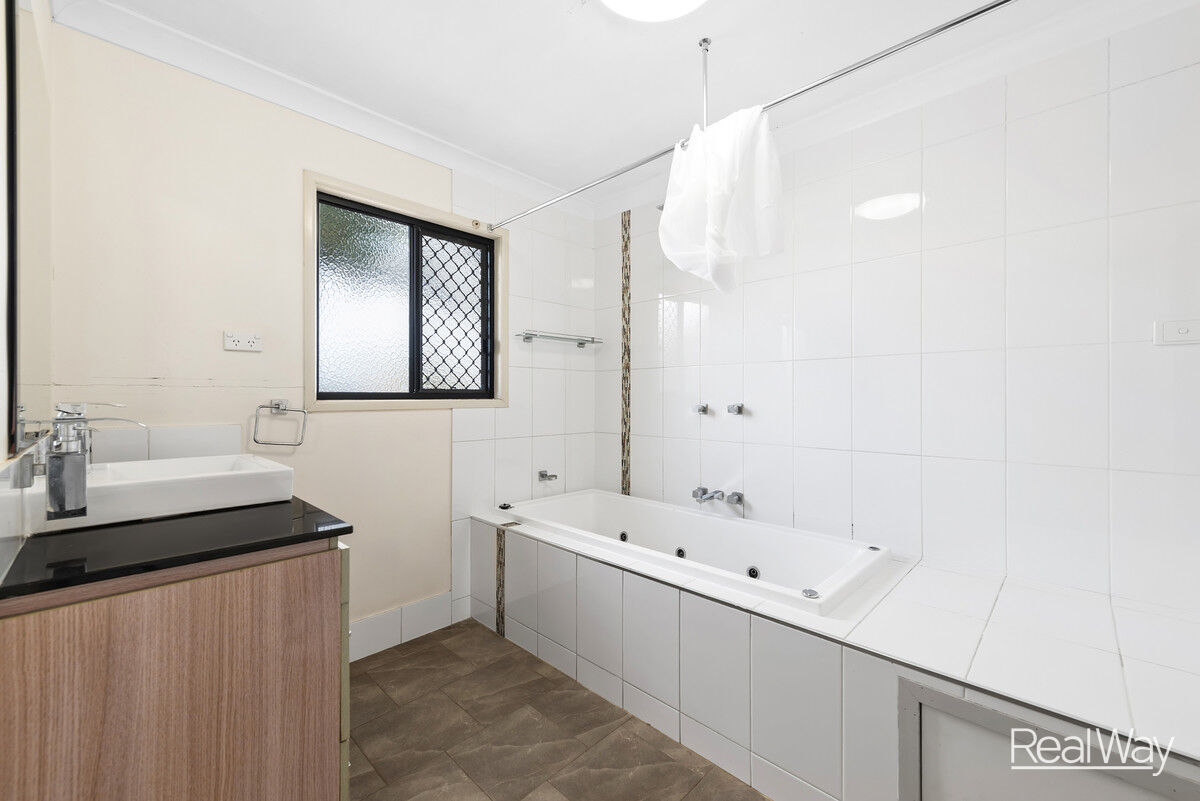 57 Wyalla Street, NEWTOWN QLD 4350, Newtown - Thumbnail 6
