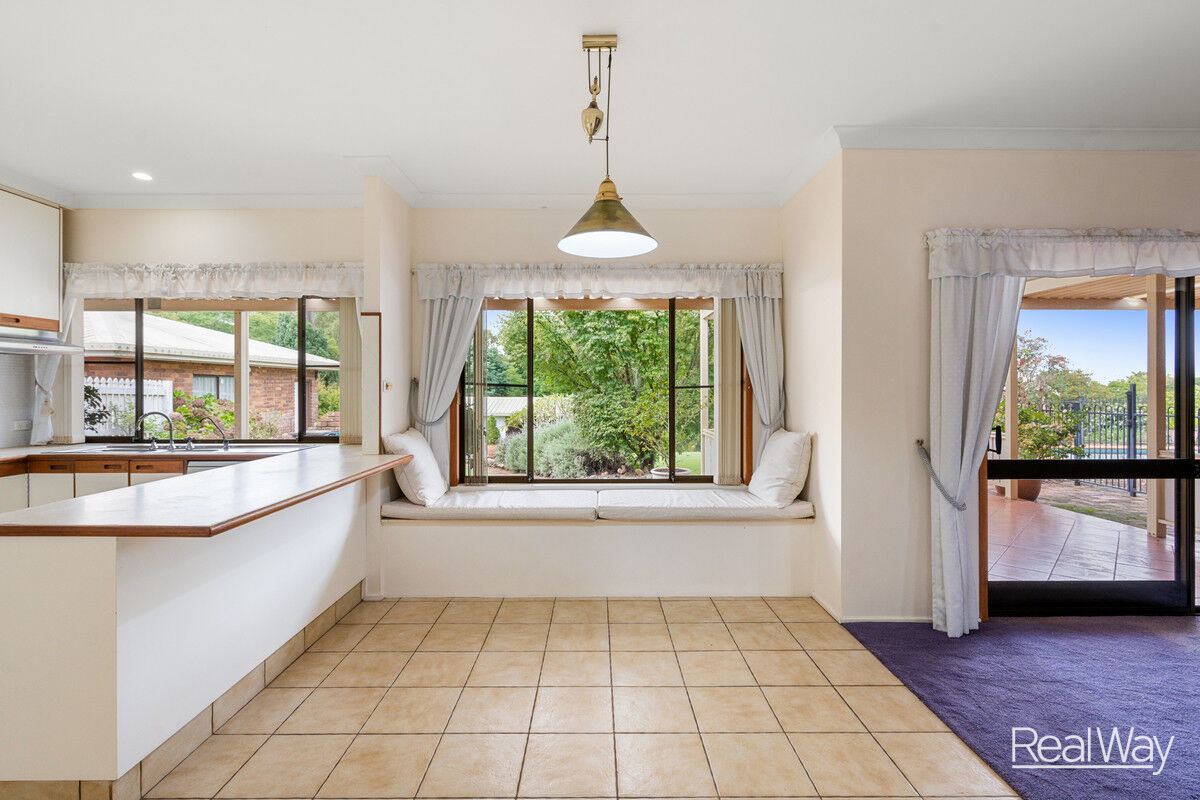 4 Golf Course Drive, Middle Ridge QLD 4350, Middle Ridge - Thumbnail 8