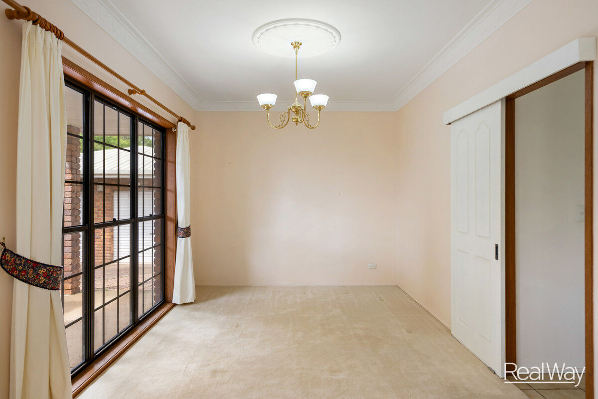 4 Golf Course Drive, Middle Ridge QLD 4350, Middle Ridge - Thumbnail 6