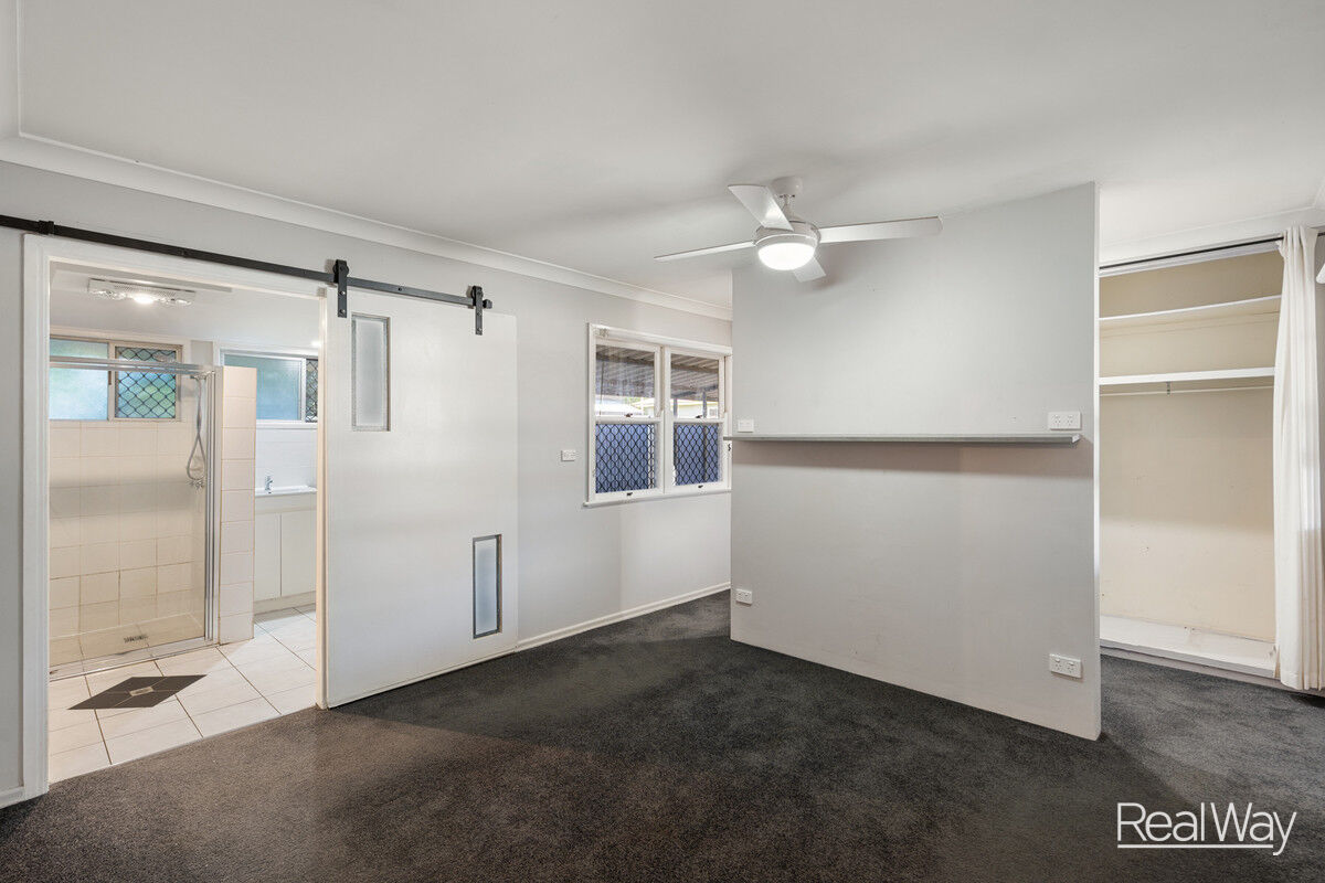 32 Charlotte Street, Newtown QLD 4350, Newtown - Thumbnail 8