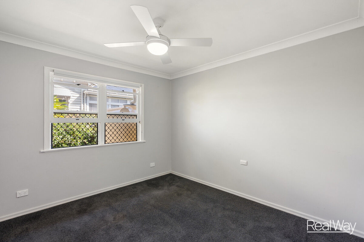 32 Charlotte Street, Newtown QLD 4350, Newtown - Thumbnail 5