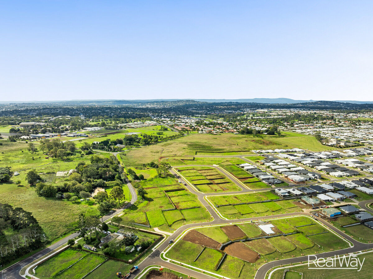 7 Saddlers Street, Kearneys Spring QLD 4350, Kearneys Spring - Thumbnail 8