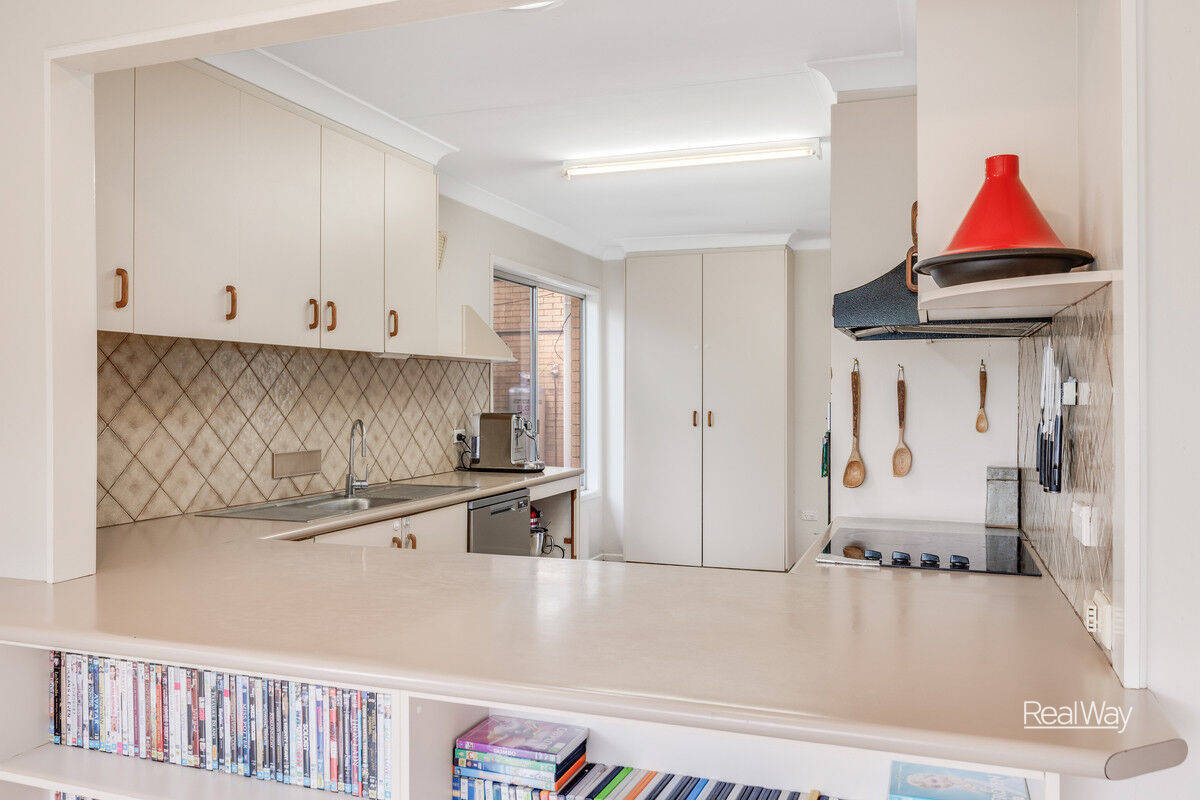 2 Catto Street, Centenary Heights QLD 4350, Centenary Heights - Thumbnail 8
