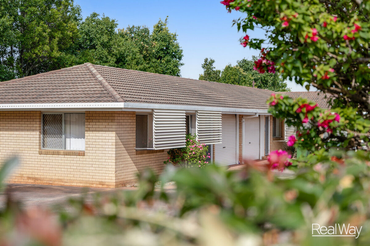 1 / 352a Bridge Street, Wilsonton QLD 4350, Wilsonton - Thumbnail 3