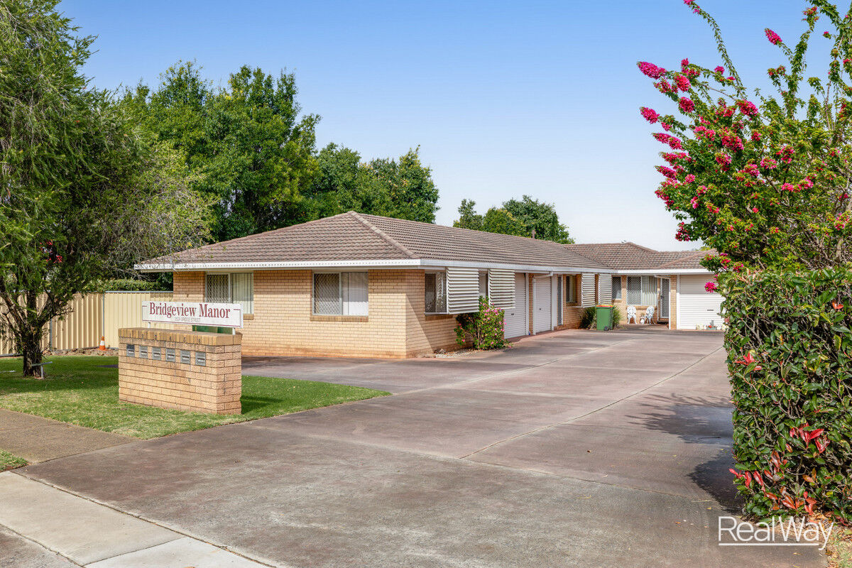 1 / 352a Bridge Street, Wilsonton QLD 4350, Wilsonton - Thumbnail 2