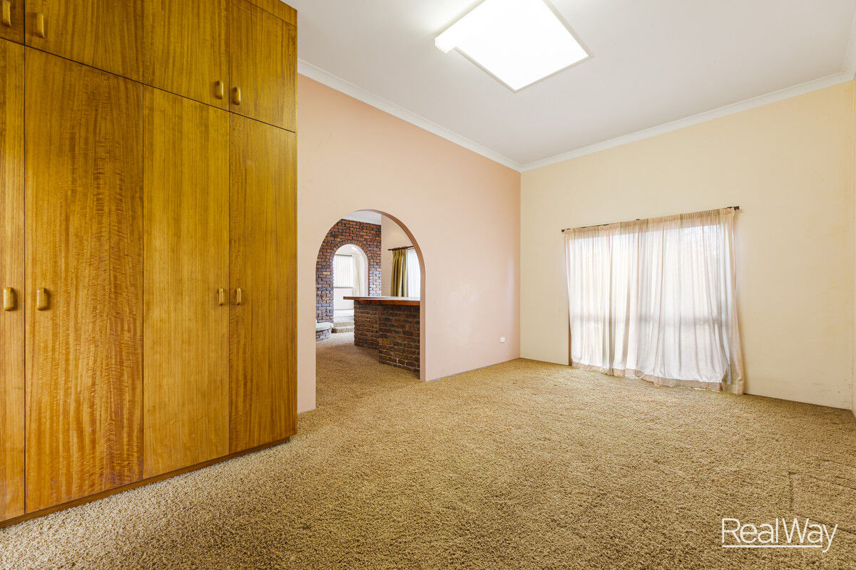 13 Lemway Avenue, Kearneys Spring QLD 4350, Kearneys Spring - Thumbnail 6