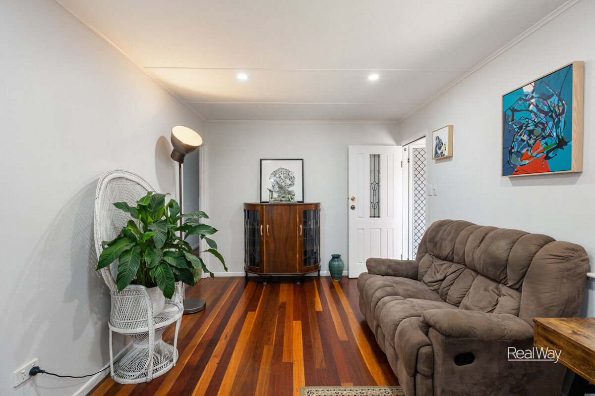 8 Norah Street, Centenary Heights QLD 4350, Centenary Heights - Thumbnail 2