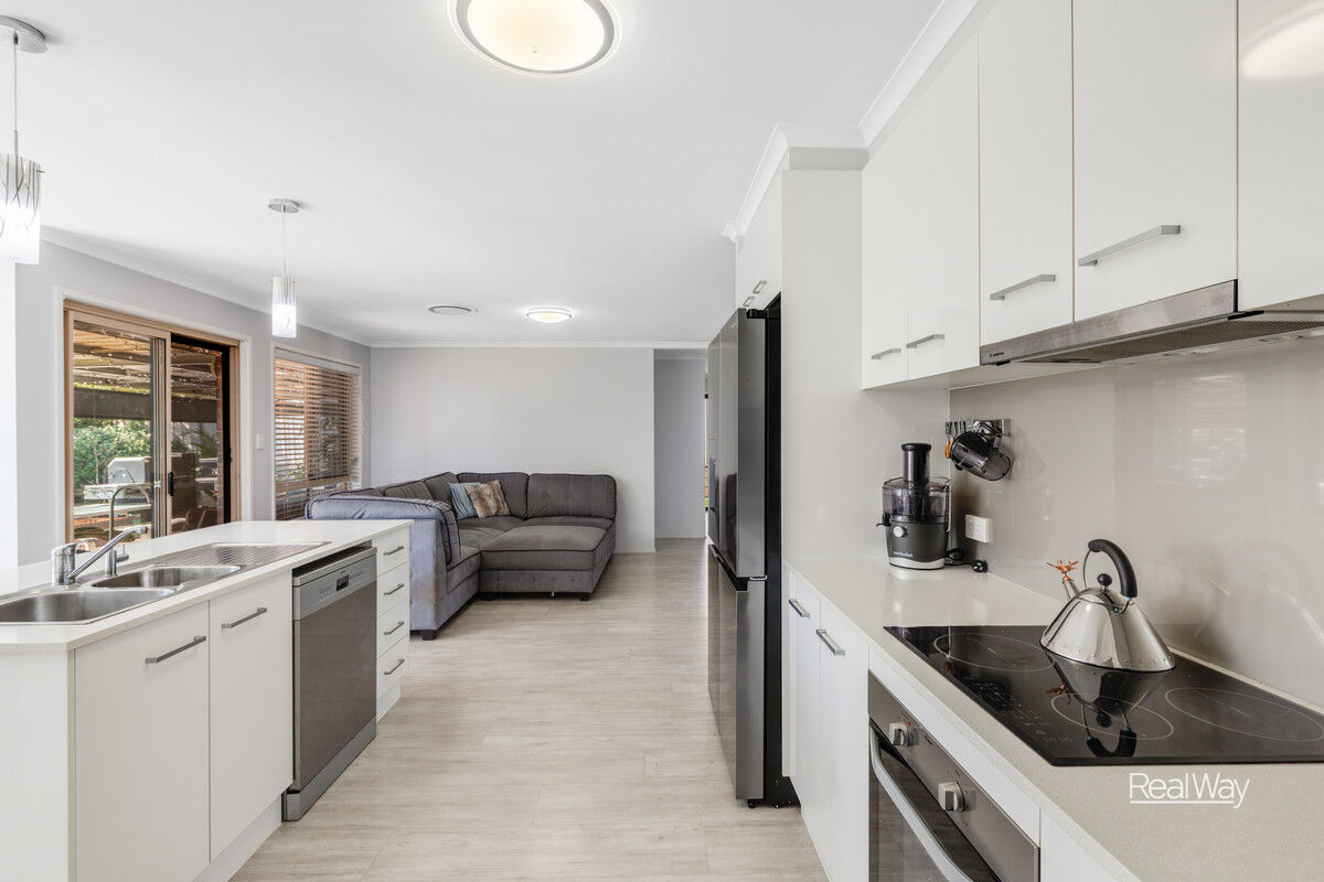 9 Dalrello Court, Glenvale QLD 4350, Glenvale - Thumbnail 3