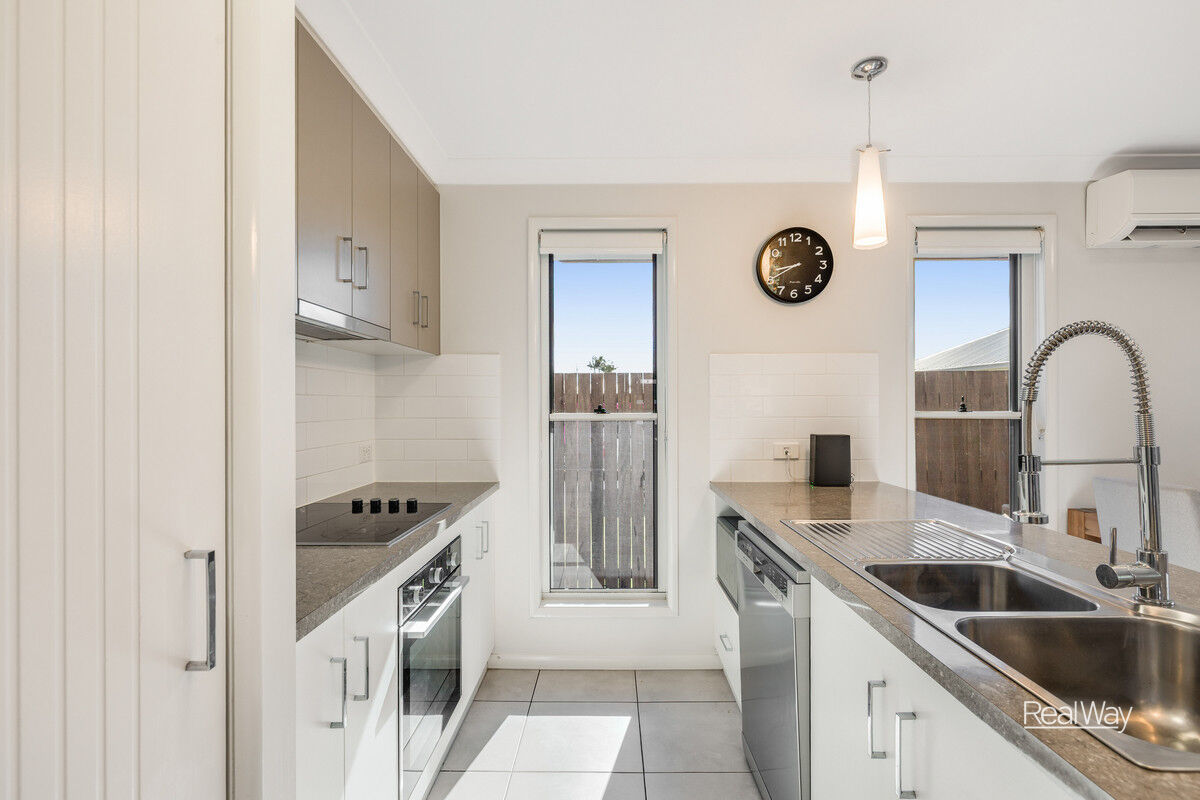 2 / 510 Greenwattle Street, Wilsonton QLD 4350, Wilsonton - Thumbnail 2