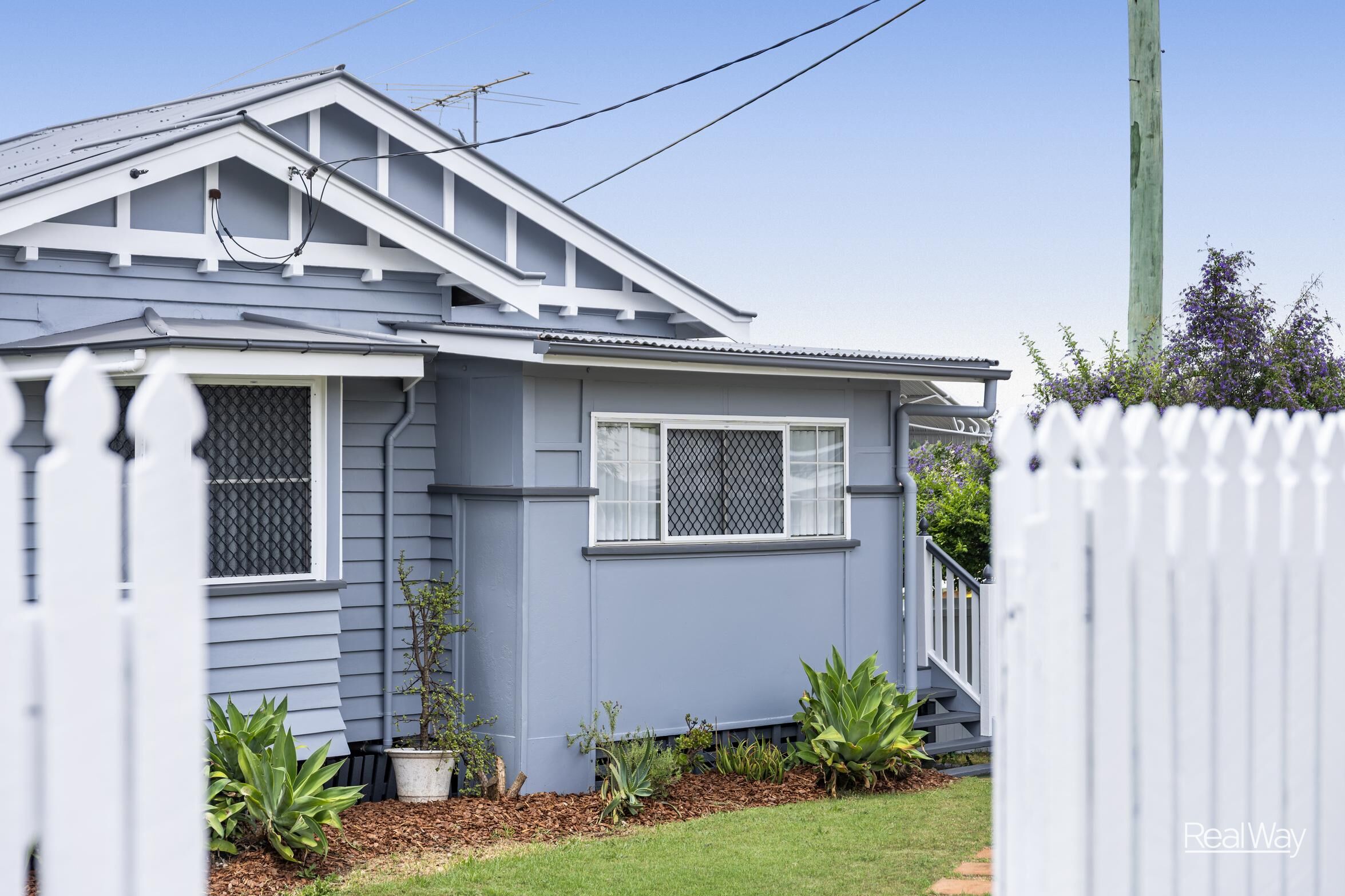 24 Helen Street, Newtown QLD 4350, Newtown - Thumbnail 2