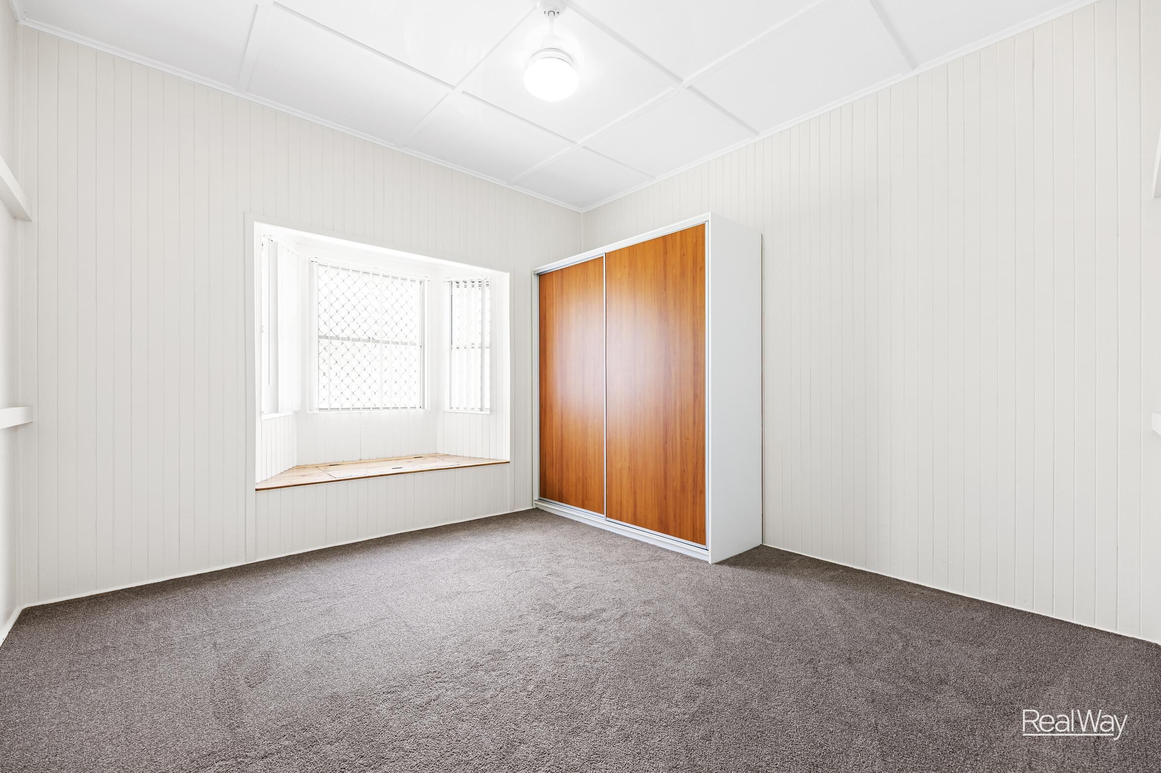 24 Helen Street, Newtown QLD 4350, Newtown - Thumbnail 8