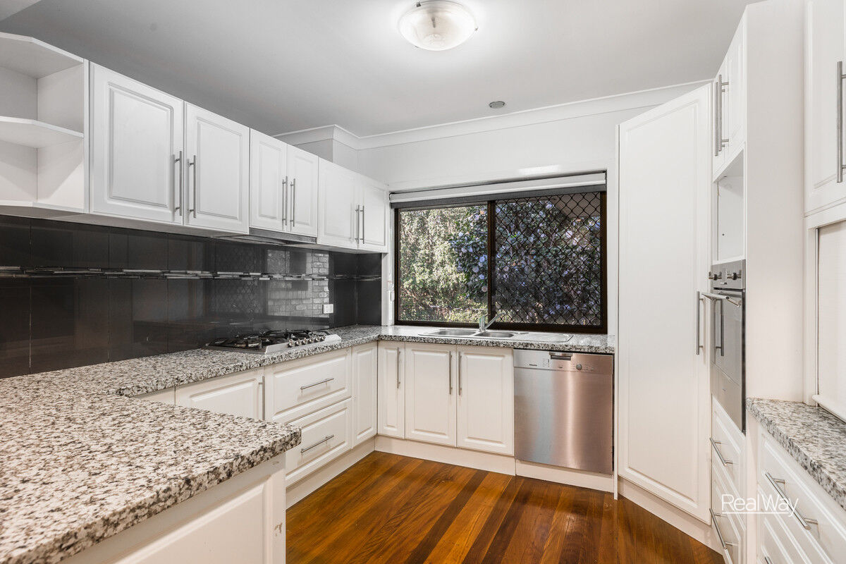 271 Mackenzie Street, Centenary Heights QLD 4350, Centenary Heights - Thumbnail 5