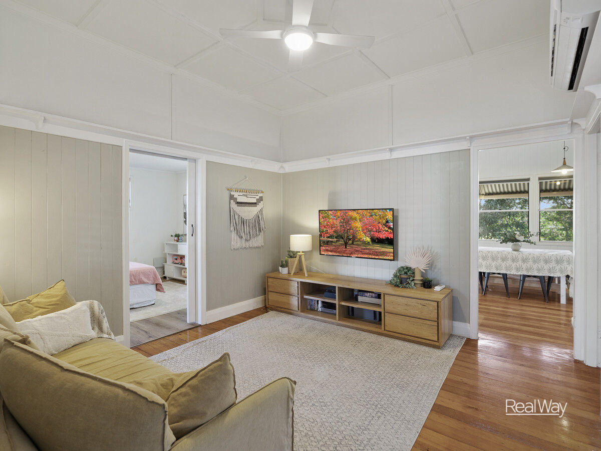 11 Edward Street, North Toowoomba QLD 4350, North Toowoomba - Thumbnail 5