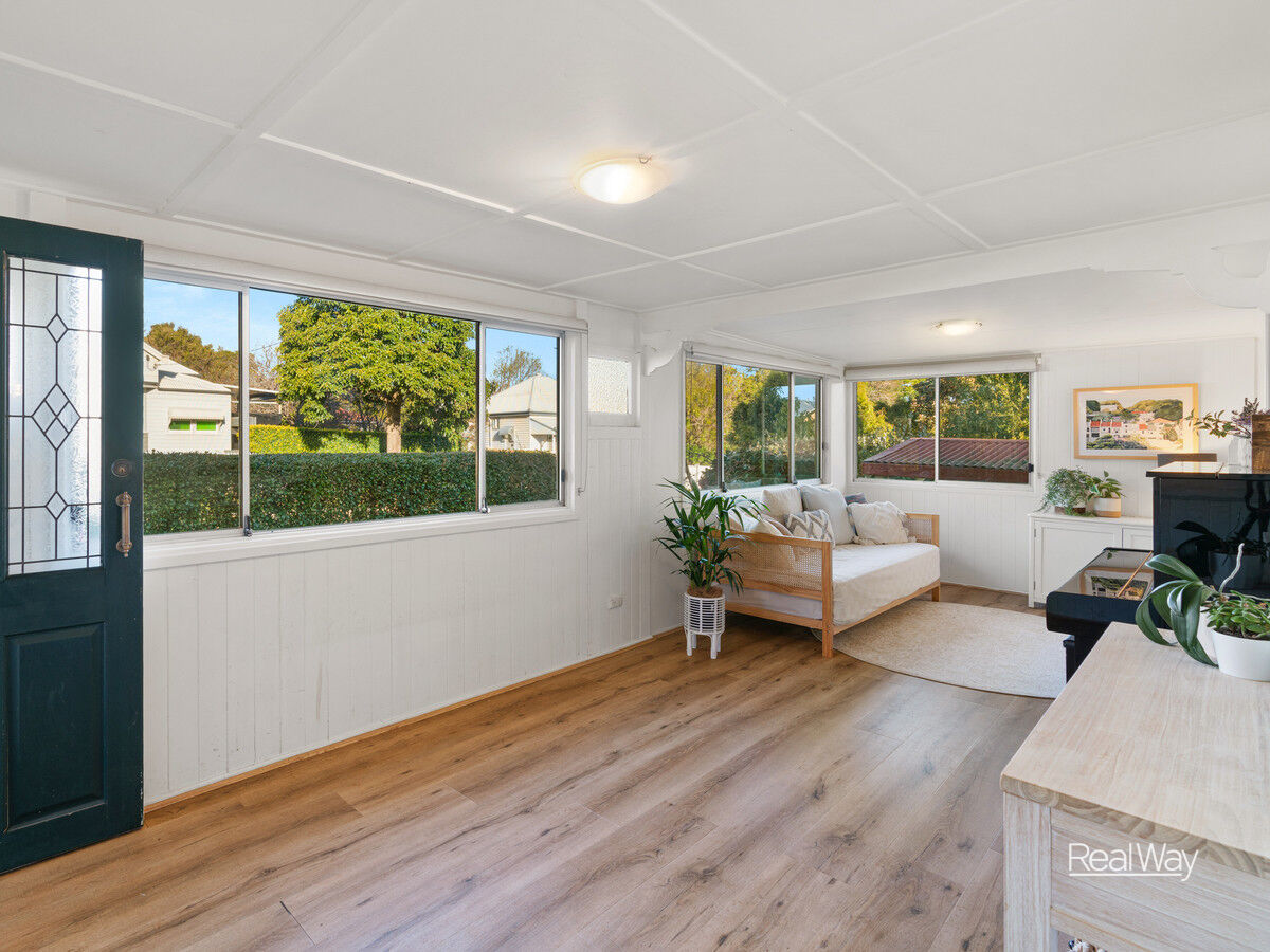 11 Edward Street, North Toowoomba QLD 4350, North Toowoomba - Thumbnail 4