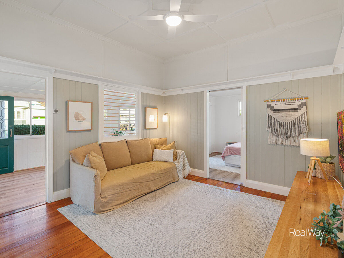 11 Edward Street, North Toowoomba QLD 4350, North Toowoomba - Thumbnail 6