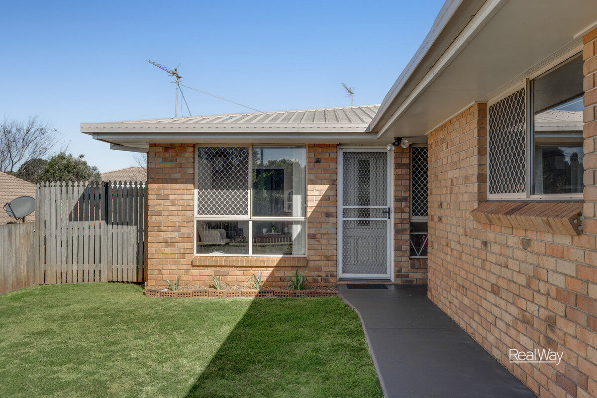 1 & 2 / 328 Spring Street, Kearneys Spring QLD 4350, Kearneys Spring - Thumbnail 2
