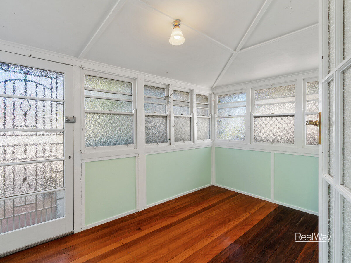 149 Holberton Street, Newtown QLD 4350, Newtown - Thumbnail 3