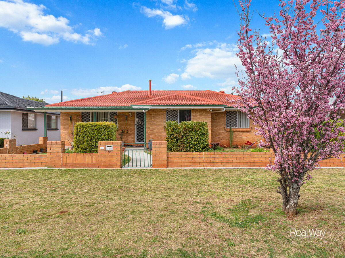 14 Honey Street, Harristown QLD 4350, Harristown - Thumbnail 2