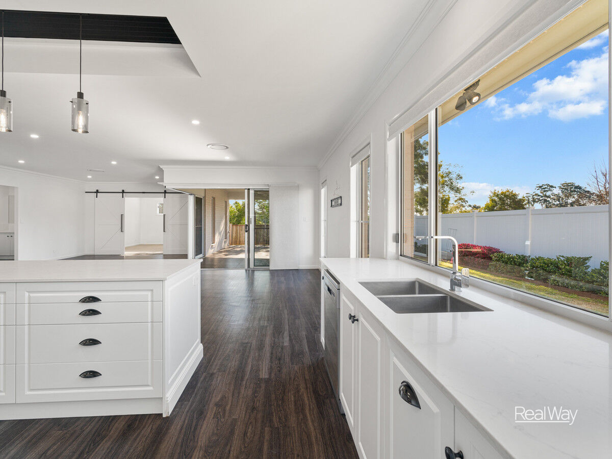 19 Krumins Avenue, Highfields QLD 4352, Highfields - Thumbnail 4