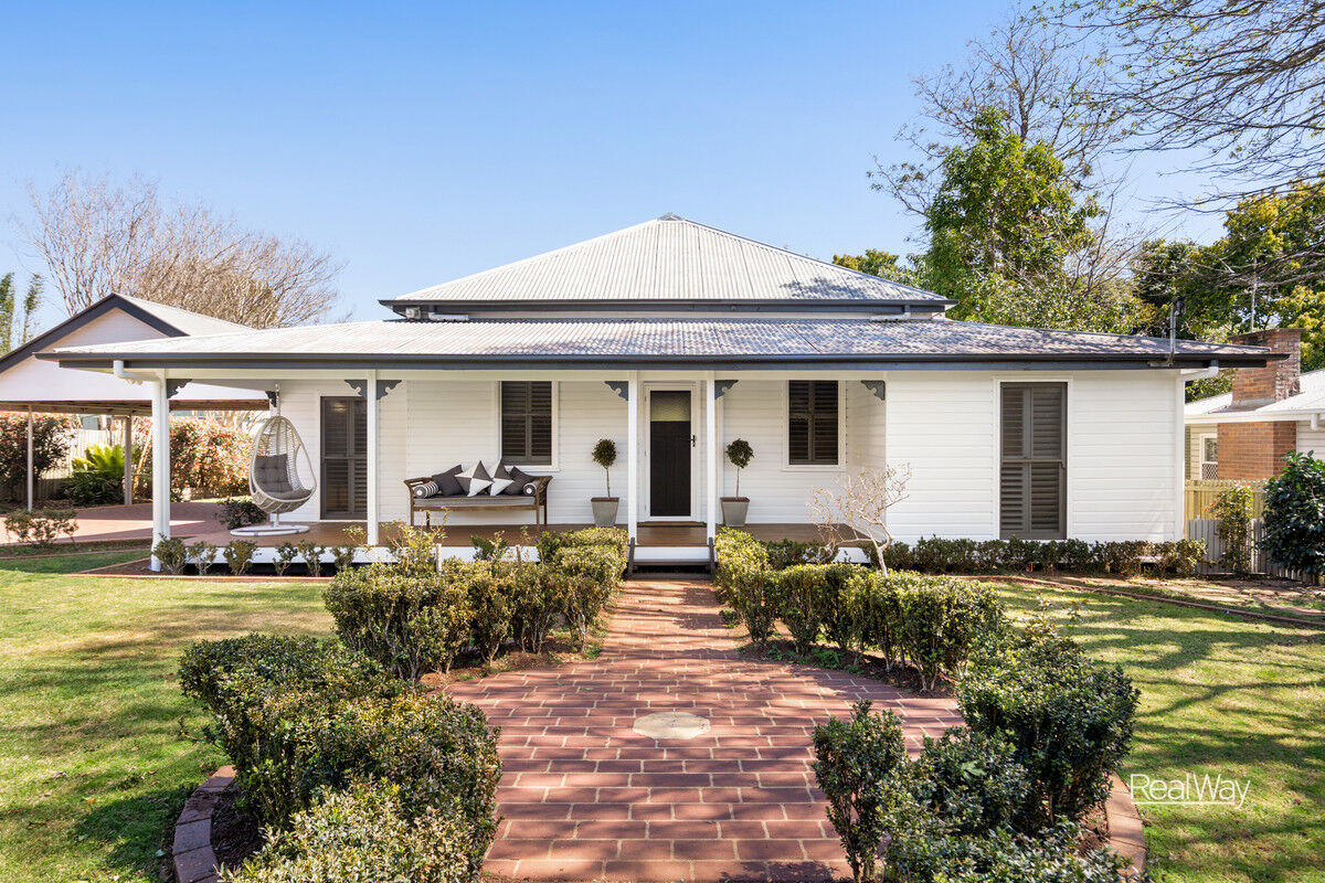 31 Curzon Street, East Toowoomba QLD 4350, East Toowoomba - Thumbnail 2