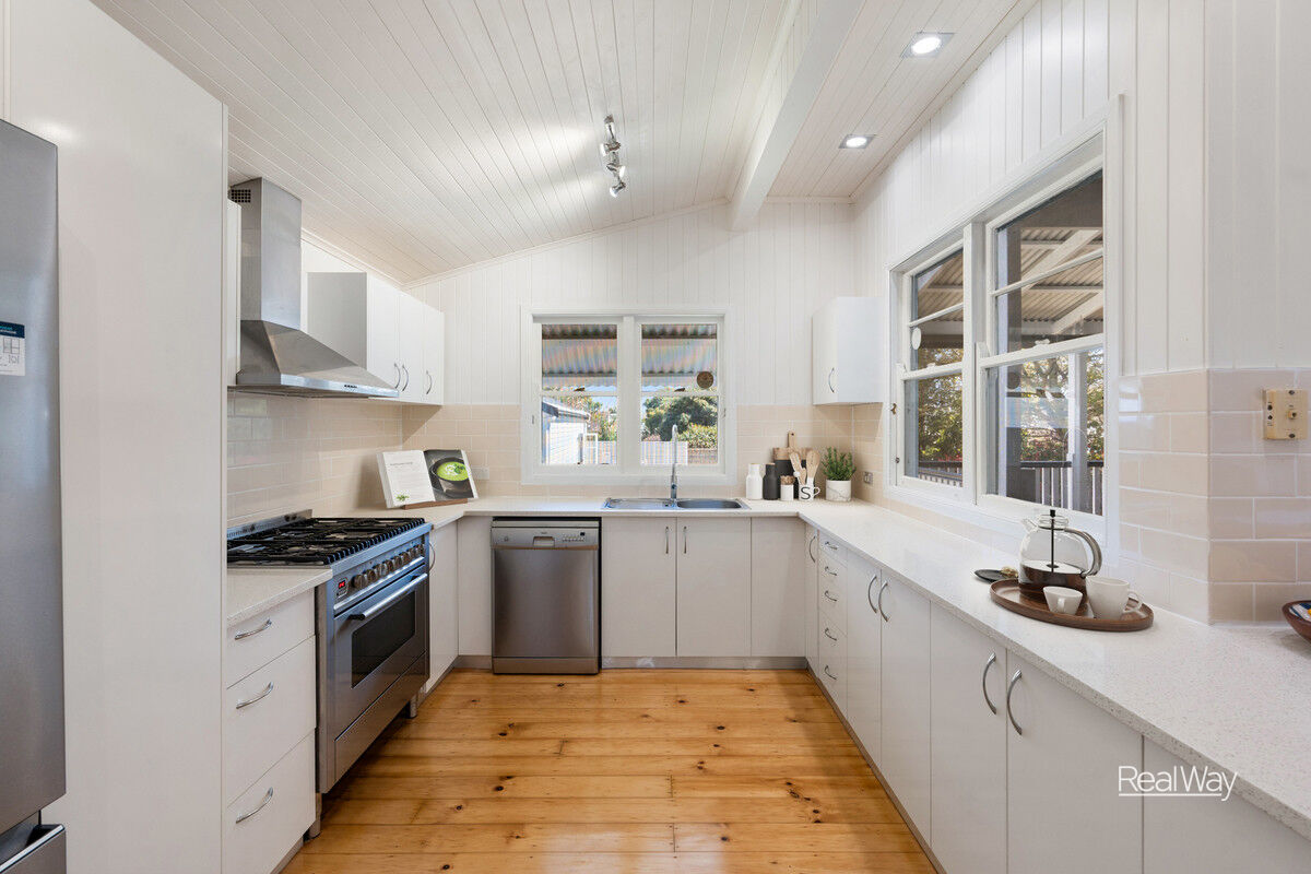 31 Curzon Street, East Toowoomba QLD 4350, East Toowoomba - Thumbnail 8