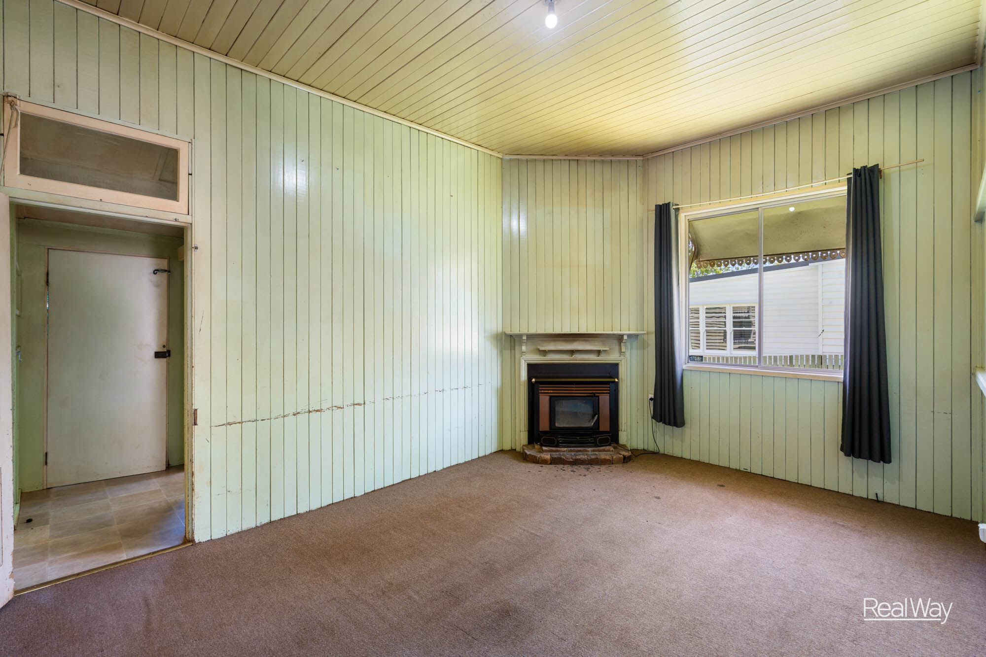 34 Rhyde Street, Mount Lofty QLD 4350, Mount Lofty - Thumbnail 6