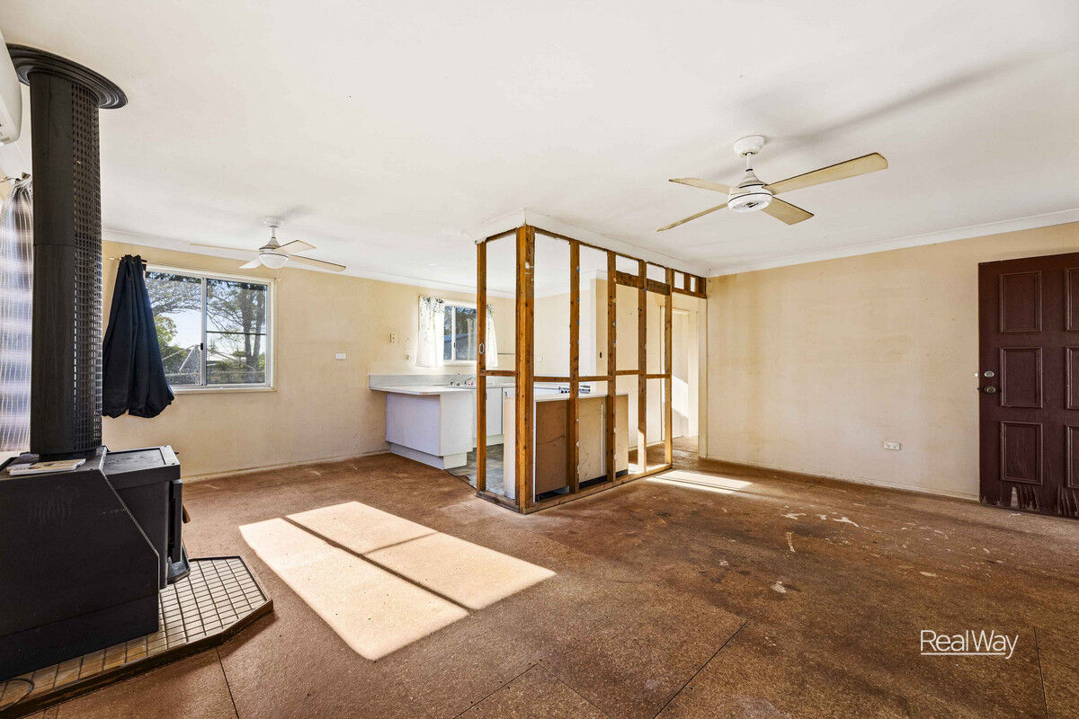 6 Clarke Street, Oakey QLD 4401, Oakey - Thumbnail 4