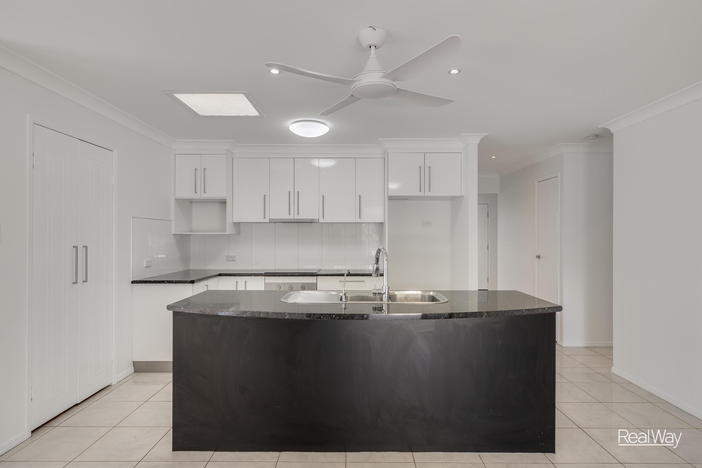 77 Parkridge Drive, Withcott QLD 4352, Withcott - Thumbnail 4