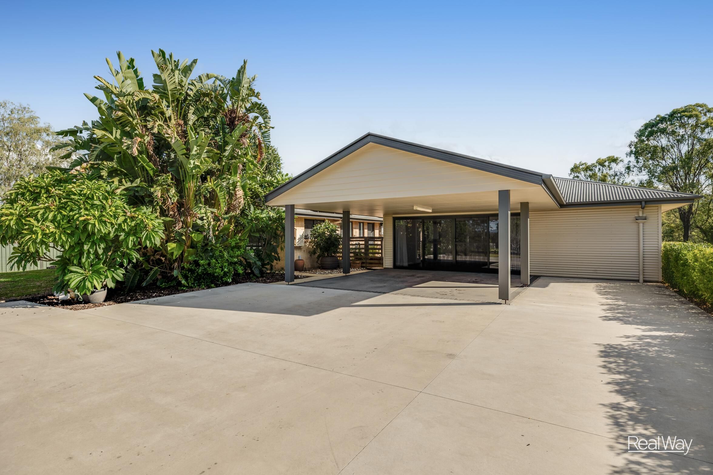 77 Parkridge Drive, Withcott QLD 4352, Withcott - Thumbnail 2