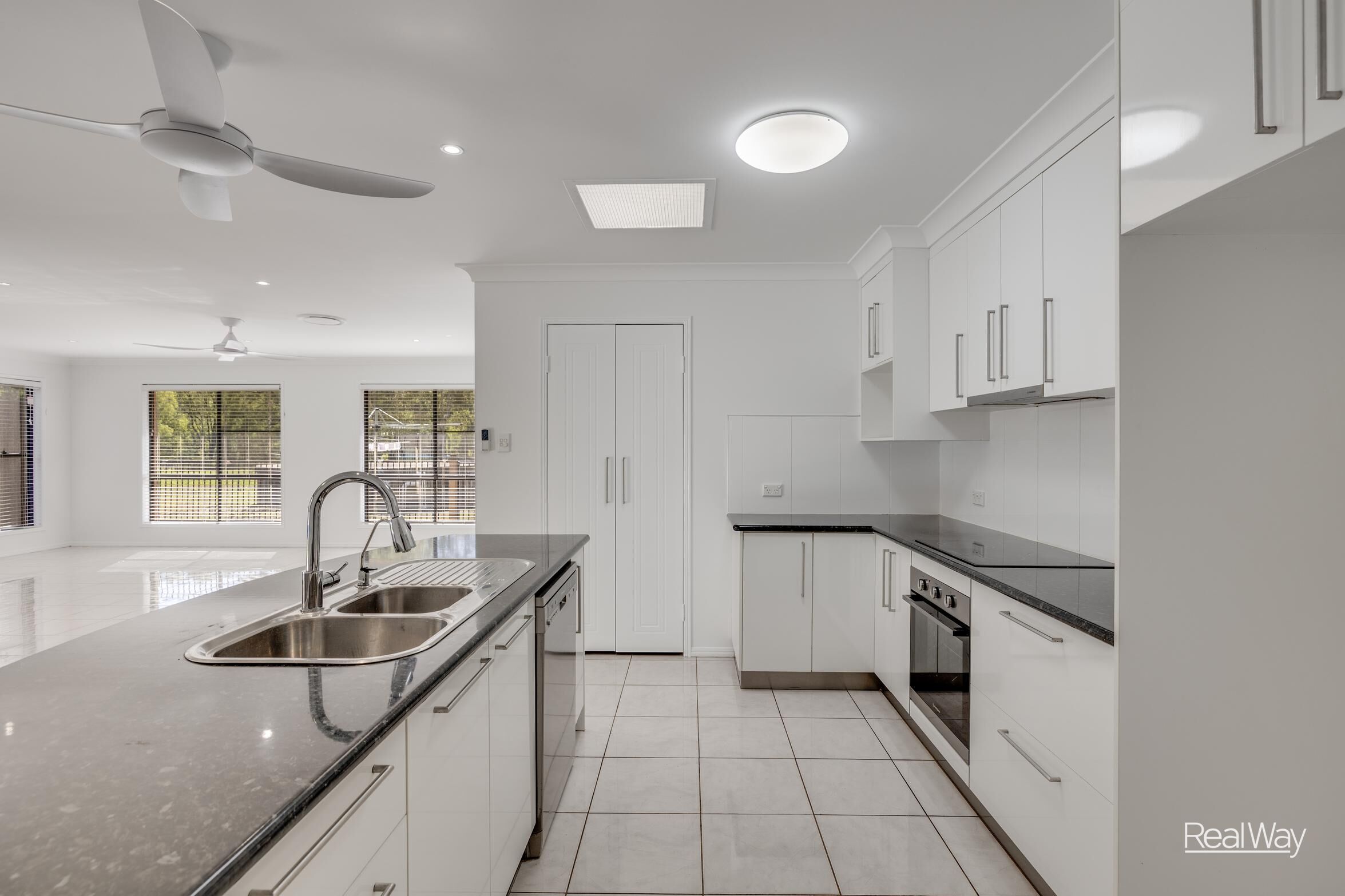 77 Parkridge Drive, Withcott QLD 4352, Withcott - Thumbnail 5