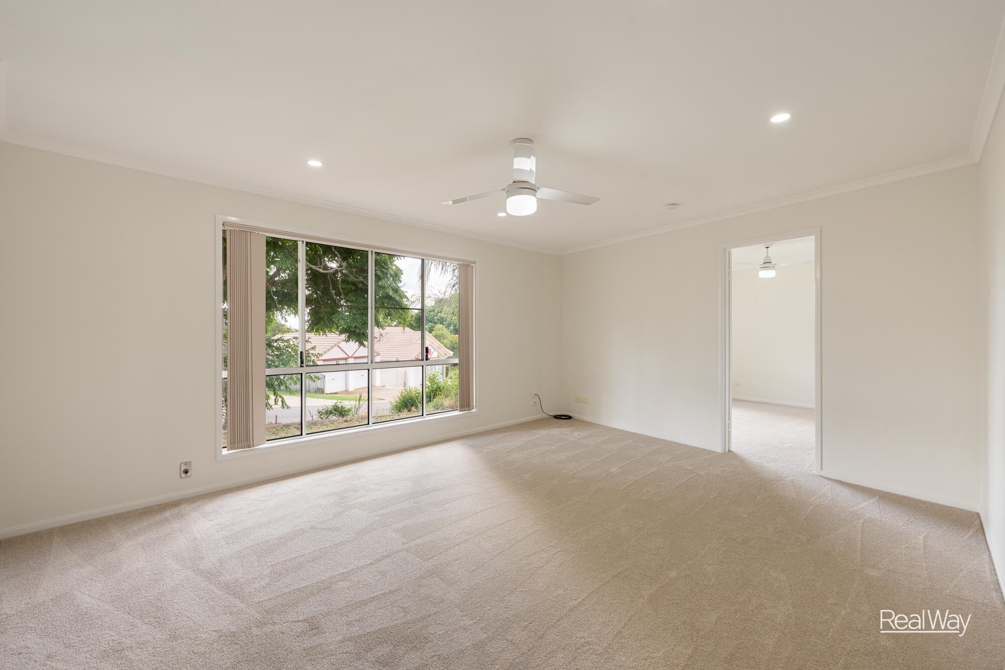 4 Dylan Court, Darling Heights QLD 4350, Darling Heights - Thumbnail 2