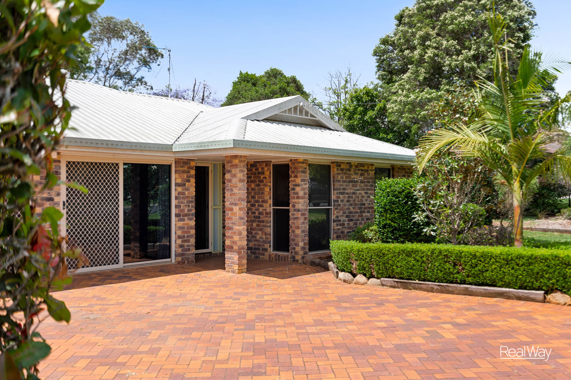 8 Nichols Road, Highfields QLD 4352, Highfields - Thumbnail 2